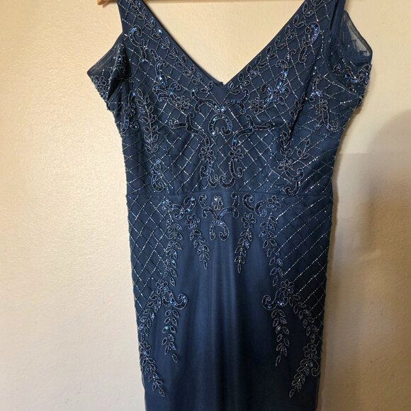 Adrianna Papell Navy Beaded Cold Shoulder Gown V-Neck Formal Evening Dress 12P - Picture 11 of 15